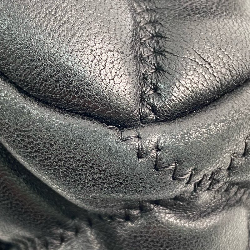 △ Chanel 香奈兒 Black Lambskin Silver Tone Metal Bubble Chain Shoulder Bag No.13 A47964 黑色小羊皮銀色金屬鎖鏈肩背袋No.13 - 267002095-9