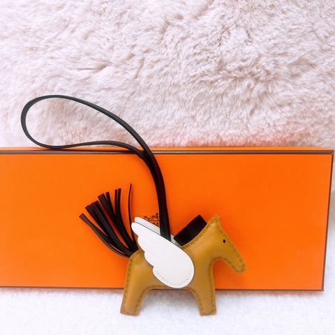 全新 Hermes rodeo pegase 芝麻棕色飛馬吊飾包掛