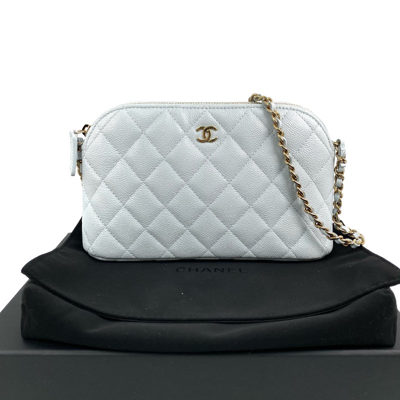 △ Chanel 香奈兒 Light Blue Caviar Skin Gold Tone Metal Chain Crossbody Bag AP4016B 淺藍色粒紋小牛皮金色金屬鎖鏈肩背袋 - 267002160-0