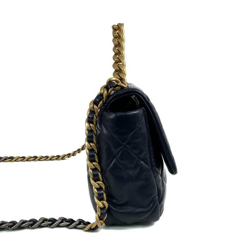 △ Chanel 香奈兒 19 Bag Navy Shiny Lambskin Silver And Gold Tone Metal, Ruthenium-Finish Metal Chain Shoulder Bag No.29 AS1160 深藍色亮面小羊皮銀色和金色金屬,鍍釕金屬鎖鏈肩背袋No.29 - 267002024-4