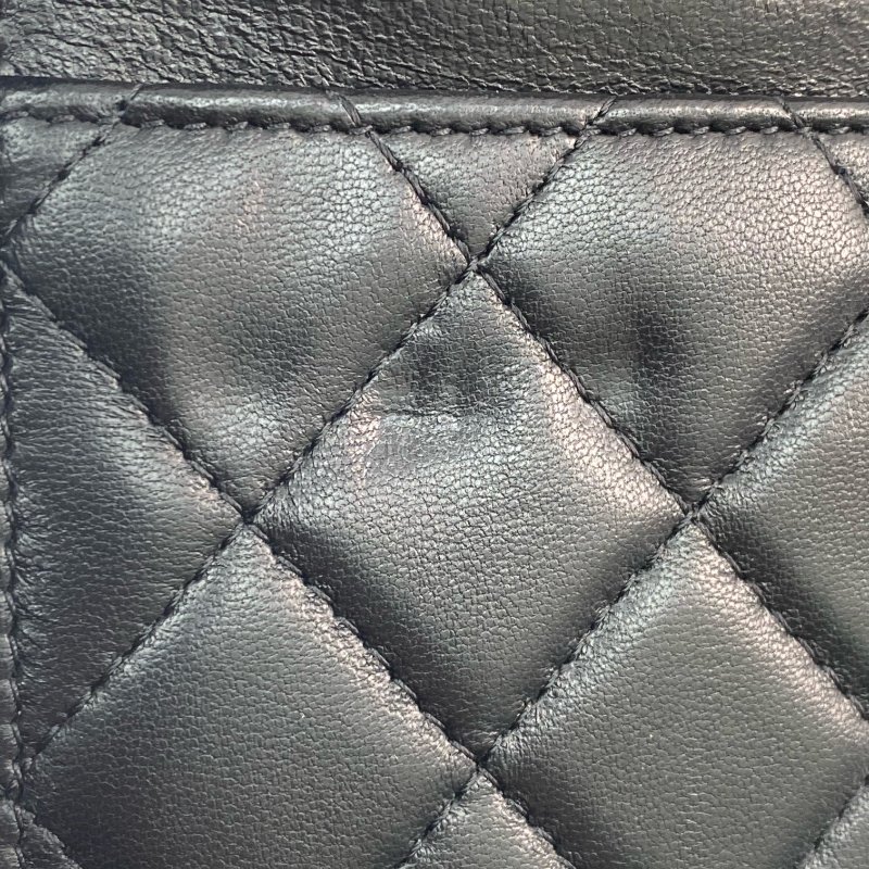 △ Chanel 香奈兒 Black Lambskin Gold Tone Metal Boy Wallet On Chain No.20 A80287 黑色小羊皮金色金屬鎖鏈銀包No.20 - 267001625-15