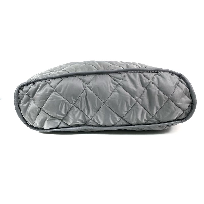 △ Chanel 香奈兒 Grey Blue Nylon And Rabbit Hair Gold Tone Metal Chain Tote Bag No.15 灰藍色尼龍和兔毛金色金屬鎖鏈托特袋No.15 - 267000127-5