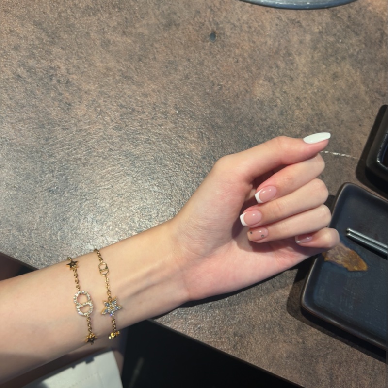 Dior手鍊 Dior雙鏈條手鏈 Dior水鑽CD字母星星手鏈 Dior手鏈星星雙手鏈 專櫃三萬多-3