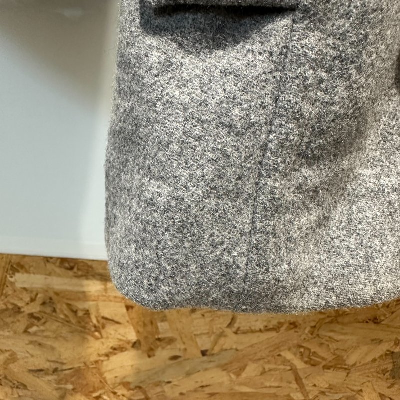 【美收精品】BURBERRY灰色絨布大衣 4-790-5