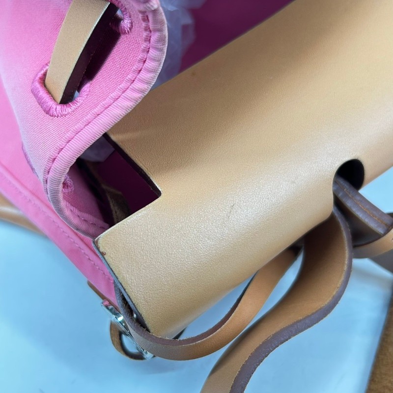 SH Zym 專櫃價2.1折!愛馬仕/Hermes 框p herbag31 粉色彩帆布包 經典粉色彩帆布搭配棕色牛皮邊框,銀色五金配件 大氣百搭 專櫃價:23500.00-14