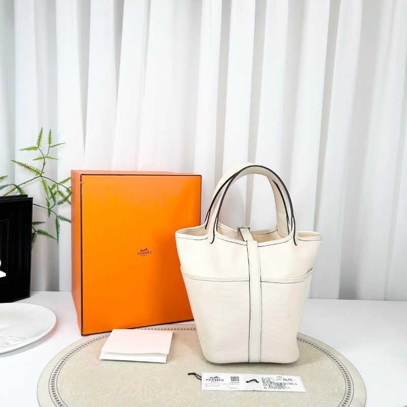 專櫃價4.7折!愛馬仕/Hermes Picotin Lock Cargo菜籃子18 奶油白 銀扣 帆布拼Swift皮 手提包 經典簡約 公價31400-1