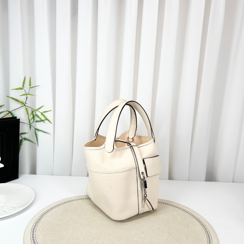 專櫃價4.7折!愛馬仕/Hermes Picotin Lock Cargo菜籃子18 奶油白 銀扣 帆布拼Swift皮 手提包 經典簡約 公價31400-3