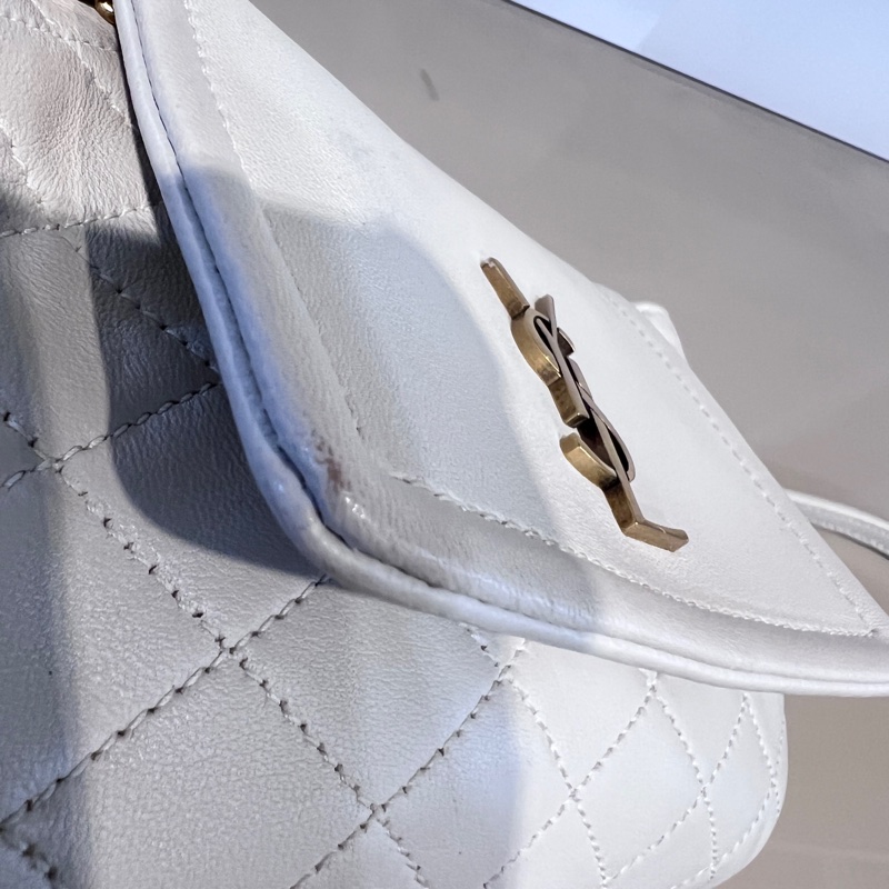 YSL 米白羊皮MiniNolita霧金釦下蓋肩斜背包-23