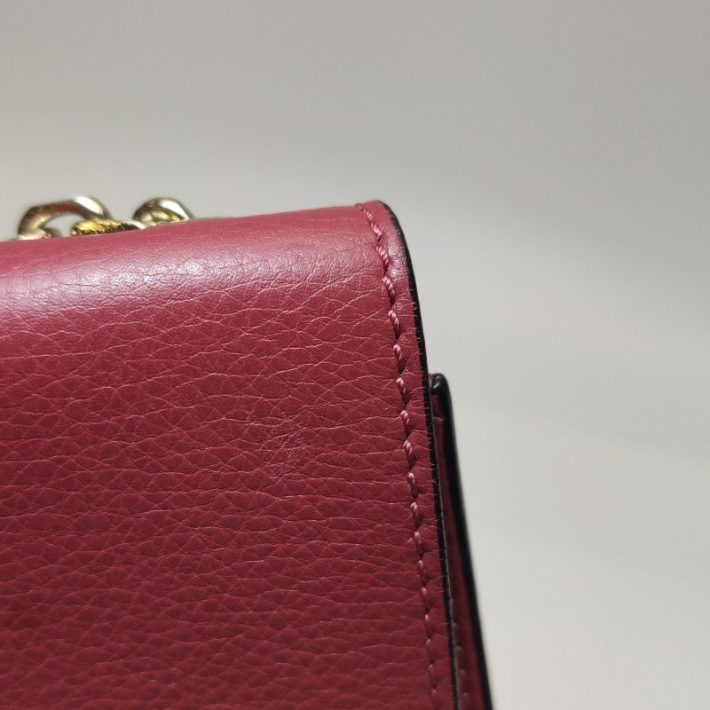 Burberry牛皮純色字母Logo徽標插扣斜挎包單肩包-15