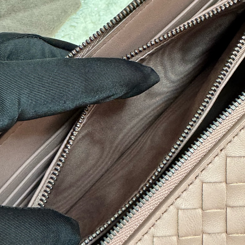 Bottega Veneta BV 復古款相機包-25