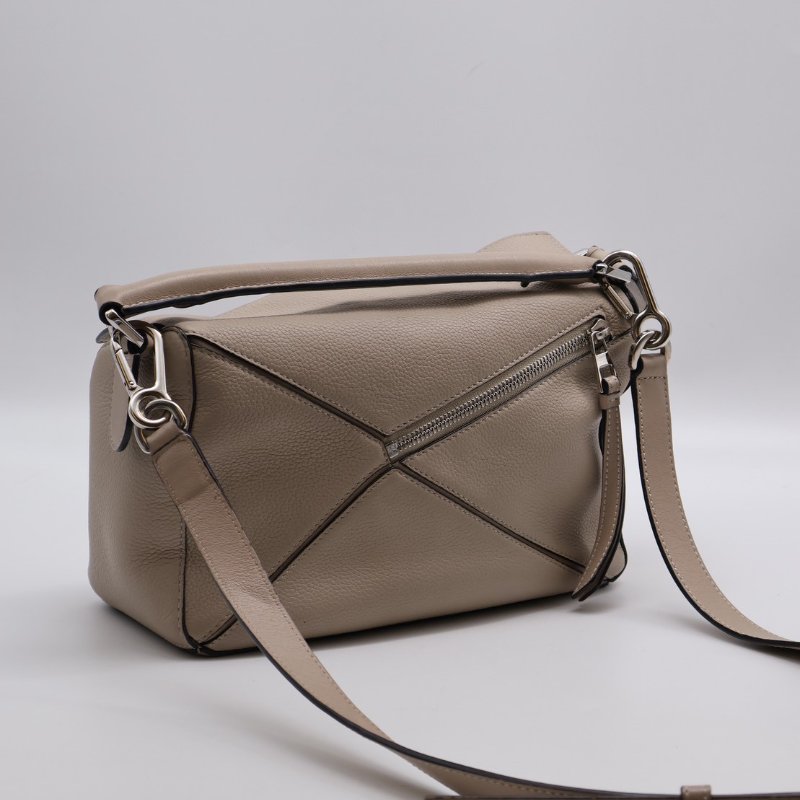 LOEWE Puzzle小牛皮手袋 - 小號米色-1