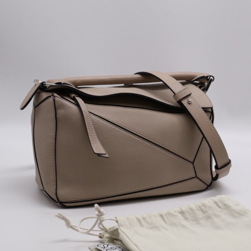 LOEWE Puzzle小牛皮手袋 - 小號米色-12