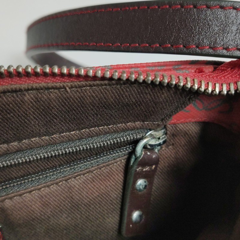 Loewe牛皮老花壓紋字母Logo字母包斜挎包單肩包-12