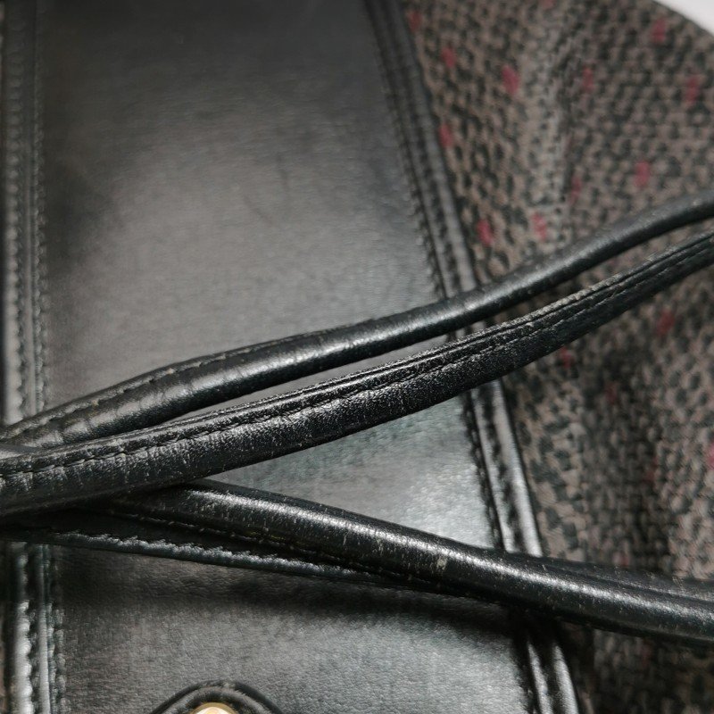 Saint Laurent牛皮拼色三角YSL logo水桶包單肩包-10