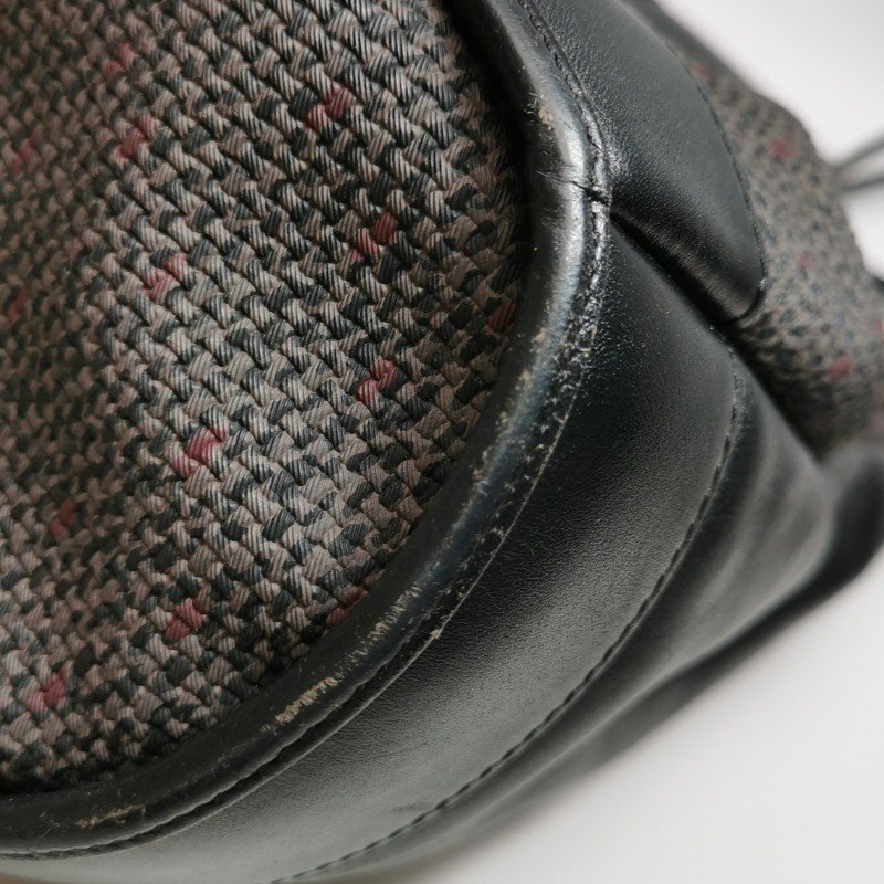 Saint Laurent牛皮拼色三角YSL logo水桶包單肩包-13