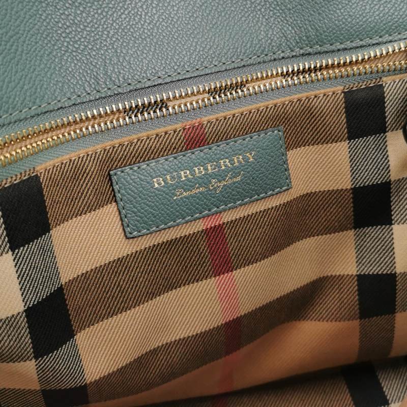 Burberry The Banner班納牛皮純色雙搭扣單肩包-7