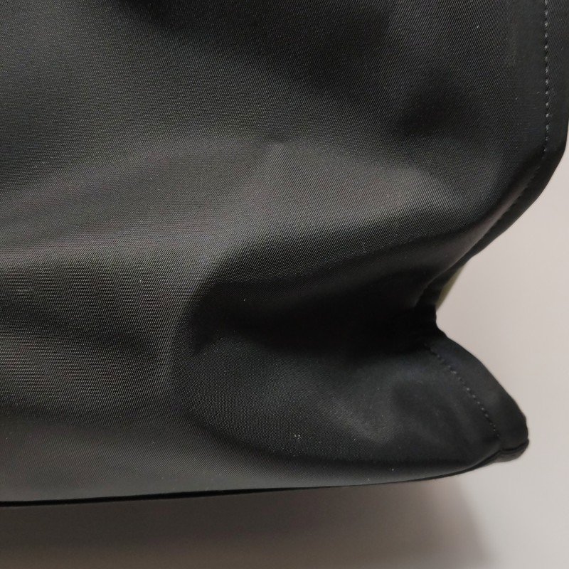 Fendi牛皮尼龍布拼色字母Logo斜挎包單肩包-15