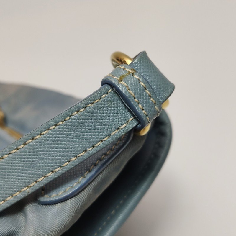 Prada牛皮尼龍布字母Logo皮帶扣斜挎包單肩包-11