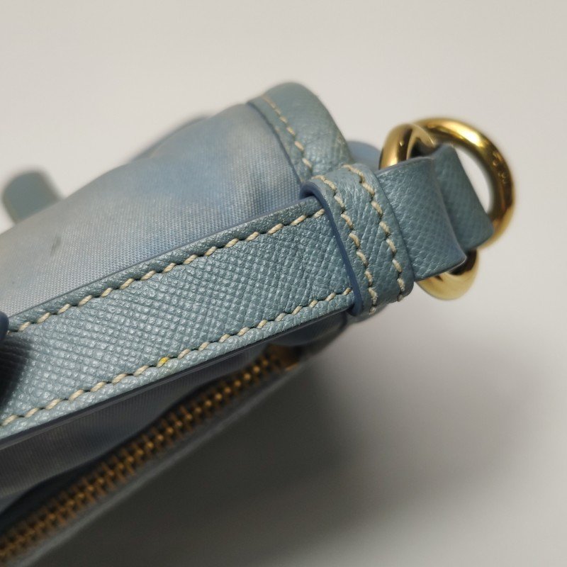 Prada牛皮尼龍布字母Logo皮帶扣斜挎包單肩包-22