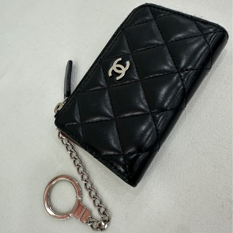 Chanel香奈兒黑色菱格零錢包,鑰匙包 經典雙C標誌,銀色拉鍊設計 24開-6