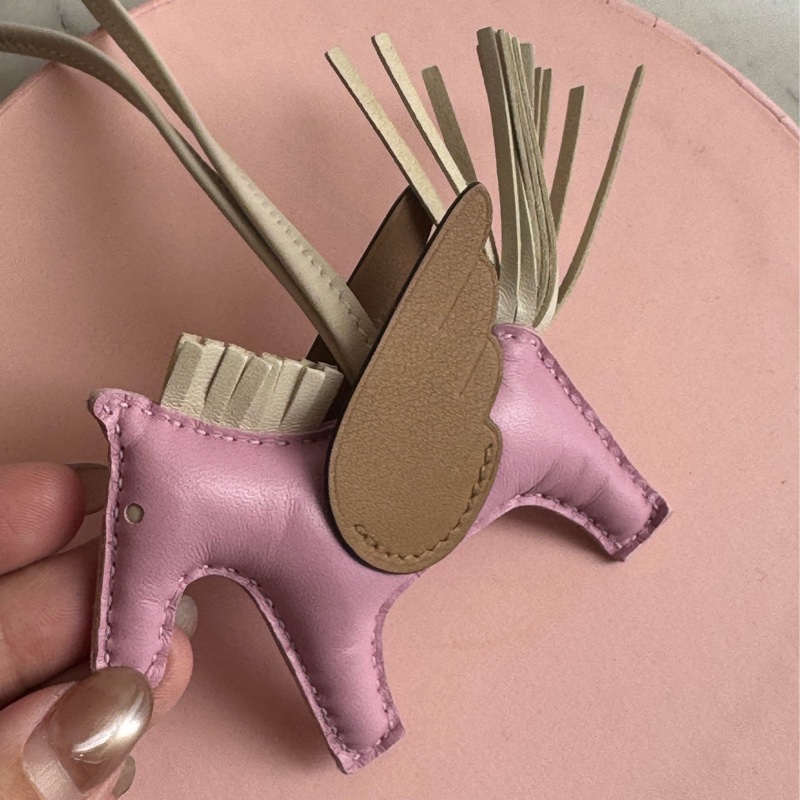 Hermes粉/棕小飛馬吊飾 超搶手的小飛馬✨✨-10