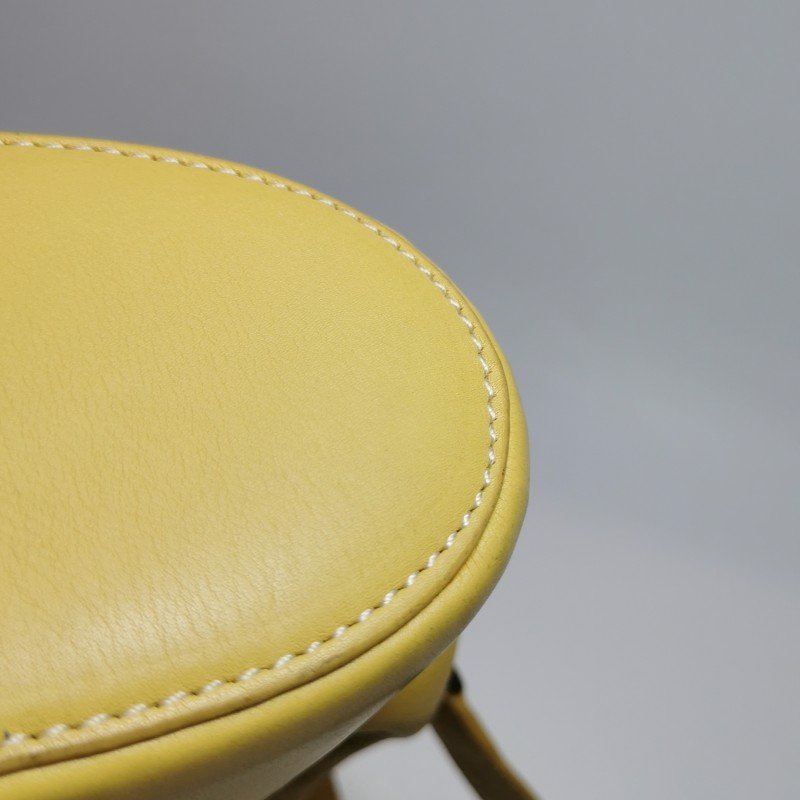 Loewe牛皮純色金屬字母Logo子母包雙肩包-24