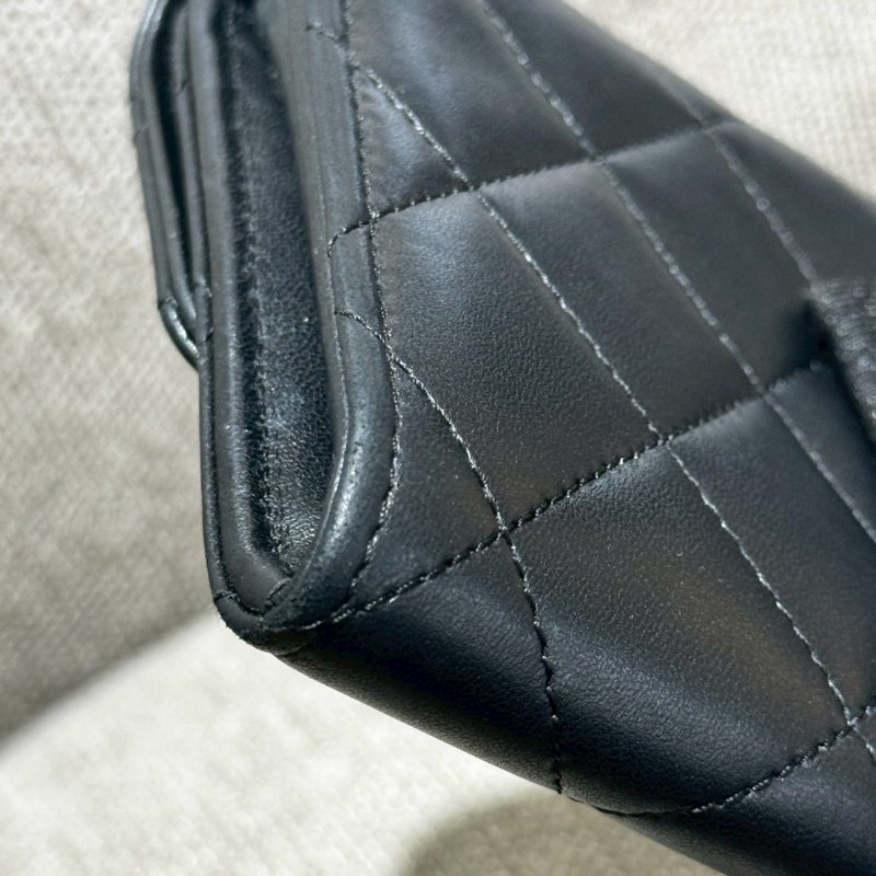 CHANEL 黑金扣長夾-11