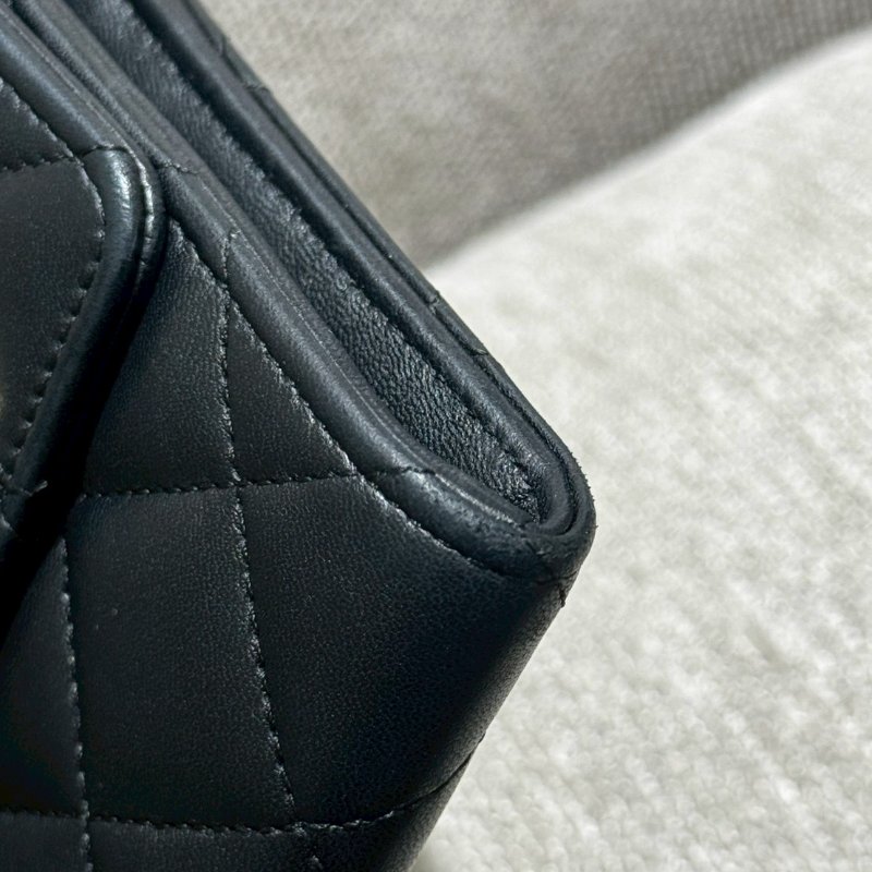 CHANEL 黑金扣長夾-12