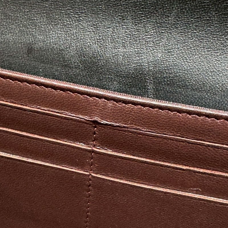 CHANEL 黑金扣長夾-21