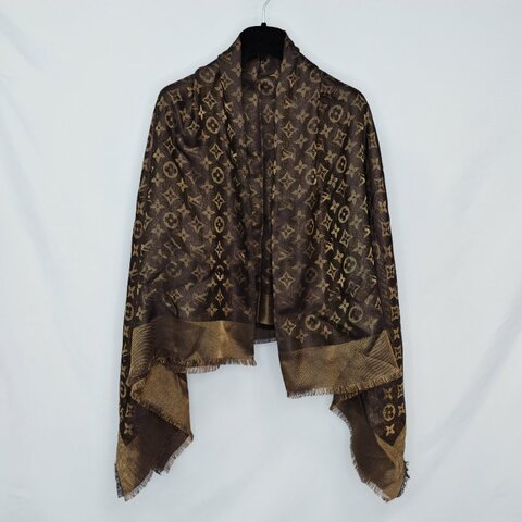Louis Vuitton 路易威登 Monogram 黑色彩金緹花 織紋披肩 大圍巾  140cm X 140cm