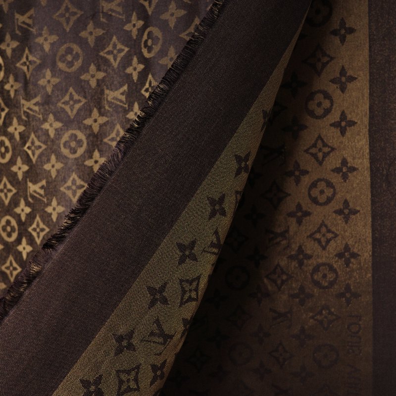 Louis Vuitton 路易威登 Monogram 黑色彩金緹花 織紋披肩 大圍巾 140cm X 140cm-5