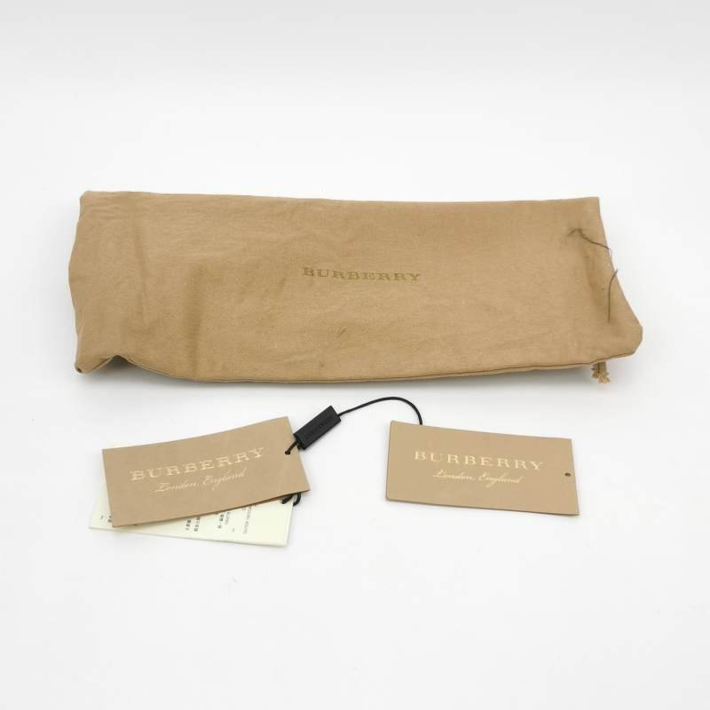 Burberry Macken牛皮純色金屬扣斜挎包單肩包-7