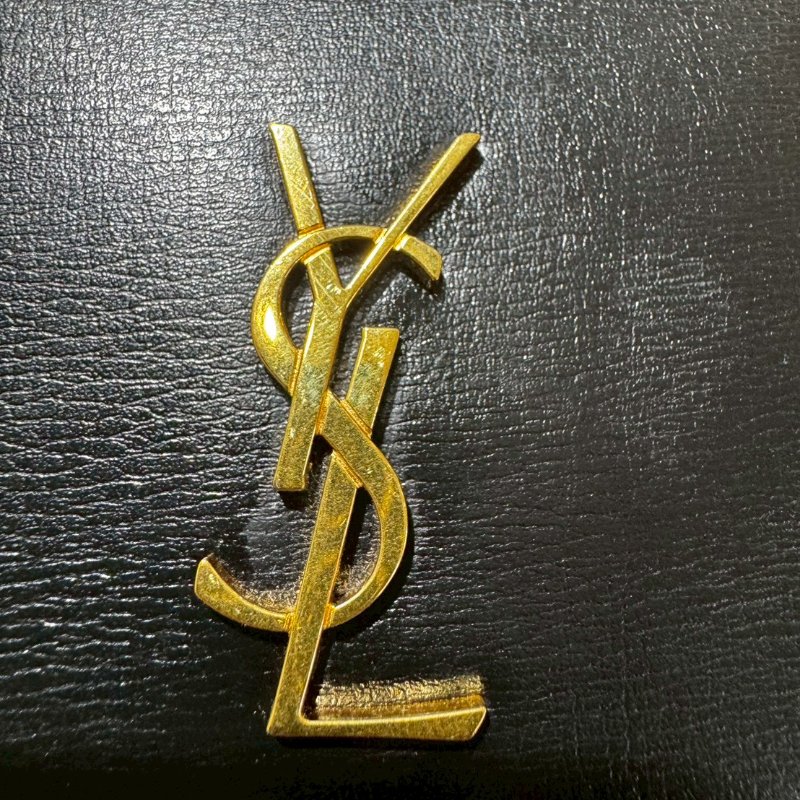 SAINT LAURENT黑金手機包-10