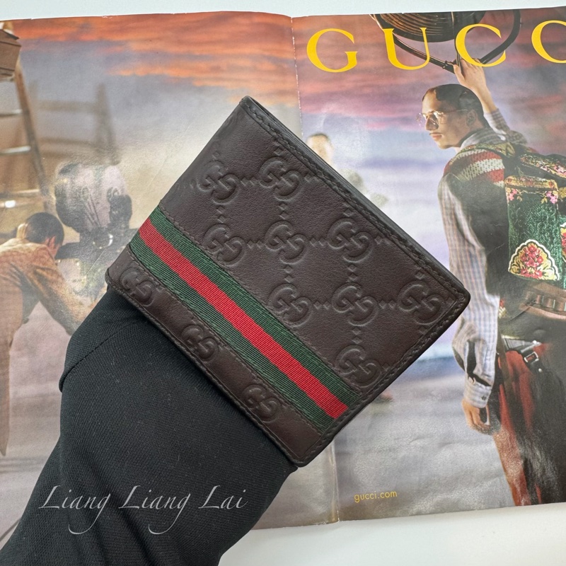 GUCCI 古馳 經典 GG 壓紋皮革紅綠織帶深咖啡色短夾-12