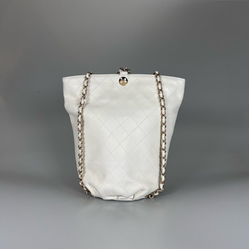 CHANEL 菱格皮穿鍊後背包 白牛皮 27開-1