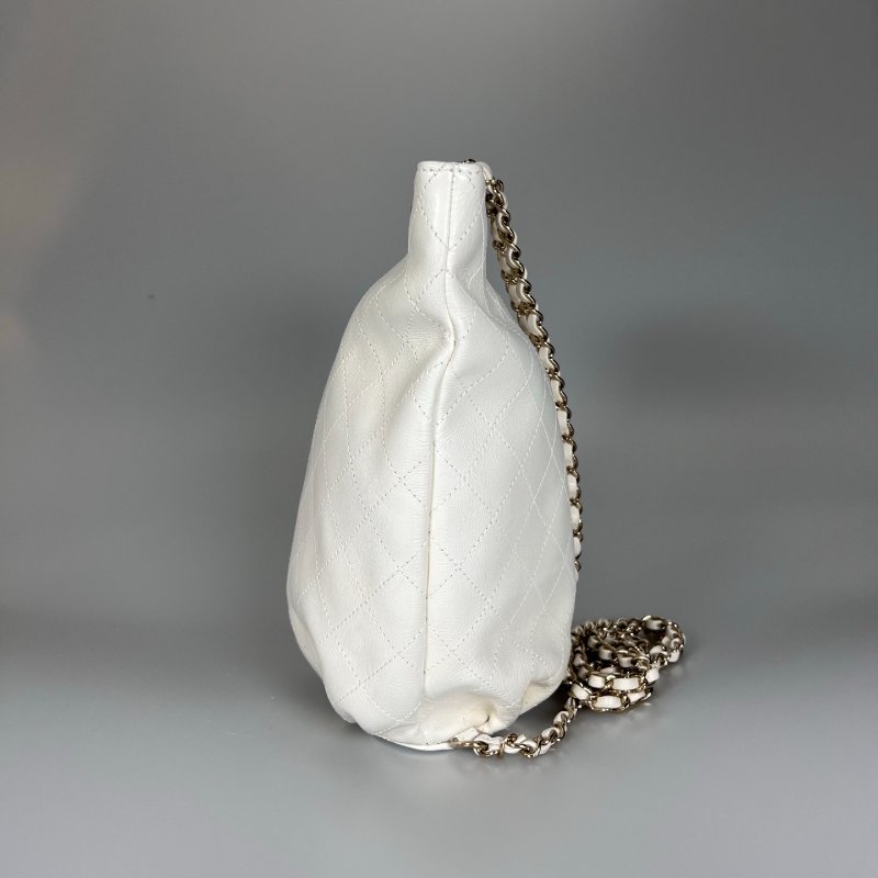 CHANEL 菱格皮穿鍊後背包 白牛皮 27開-3