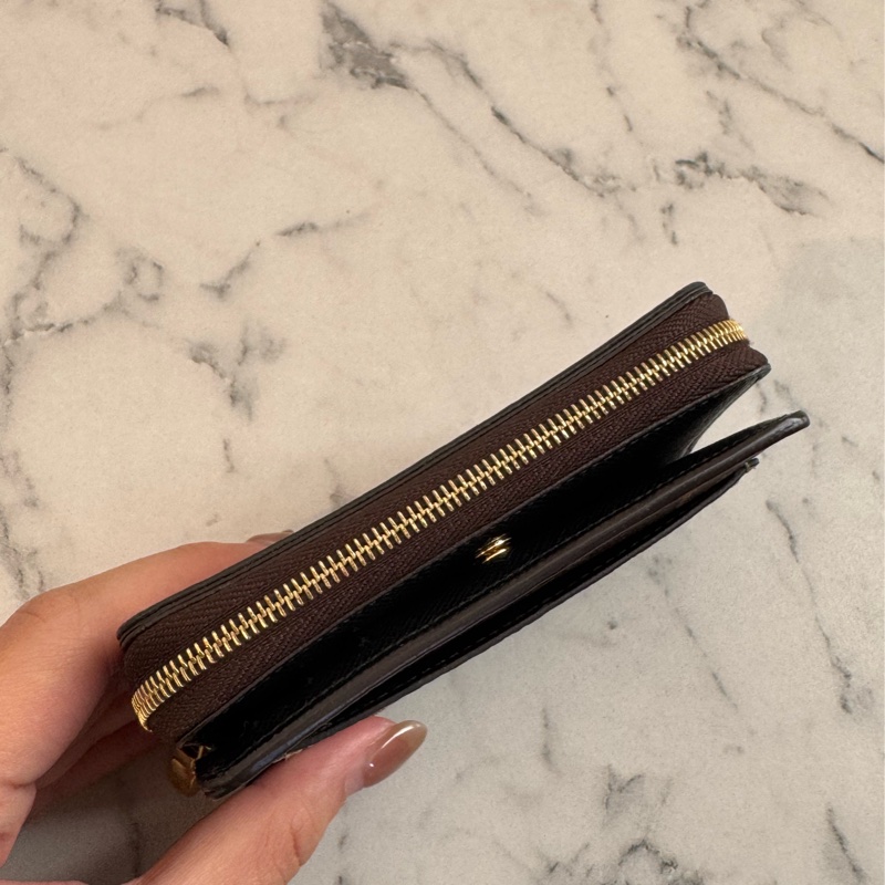 LV M81461雙色花紋釦式拉鏈短夾 超美😻-2