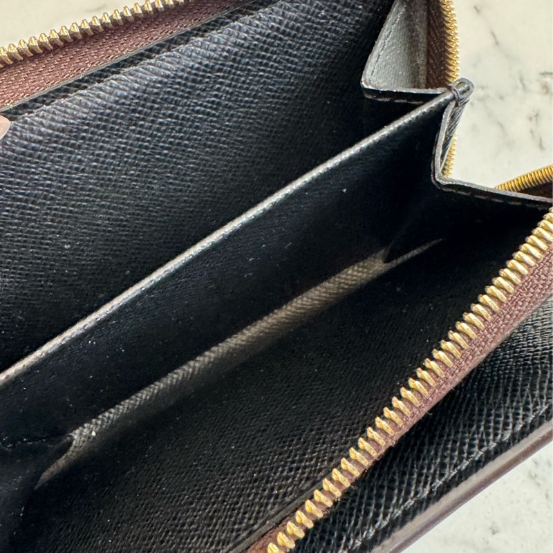 LV M81461雙色花紋釦式拉鏈短夾 超美😻-15