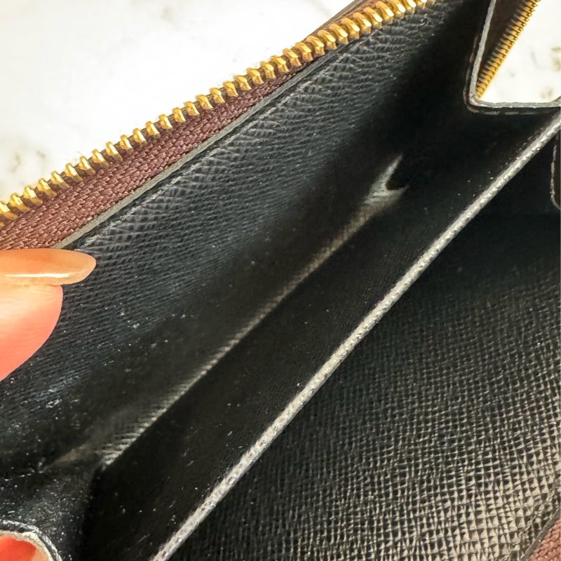 LV M81461雙色花紋釦式拉鏈短夾 超美😻-16