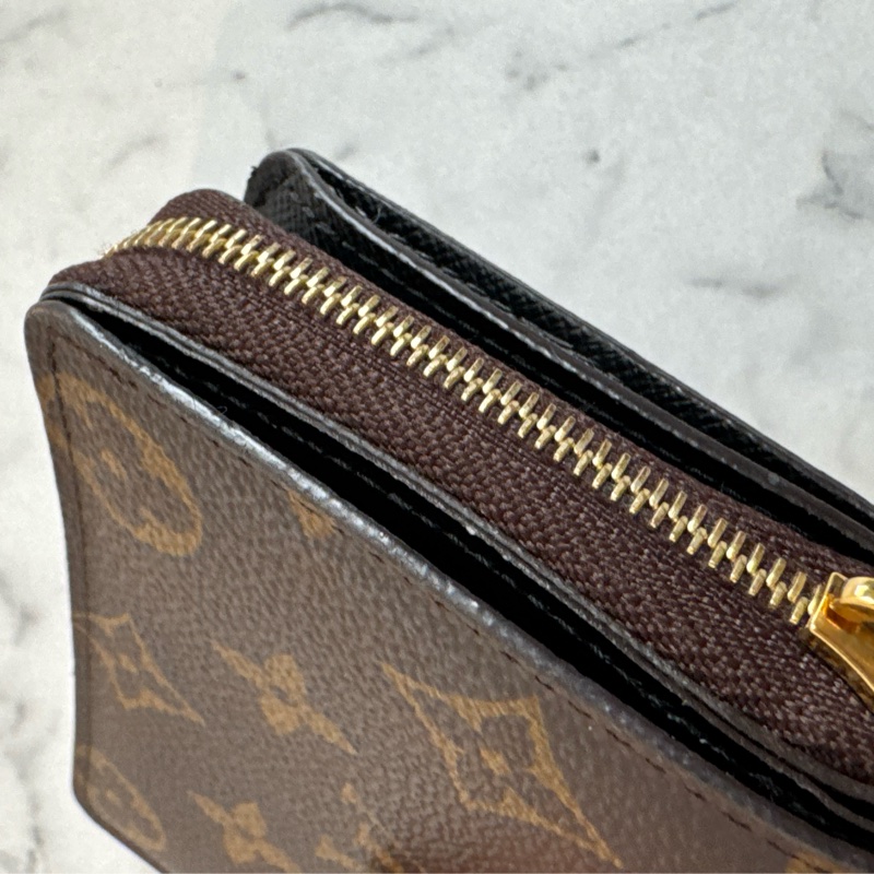 LV M81461雙色花紋釦式拉鏈短夾 超美😻-20