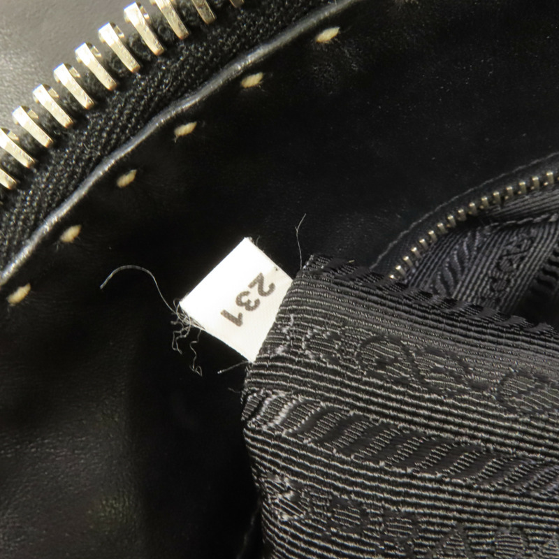 PRADA 牛皮皮革Handbag銀扣手挽袋-10