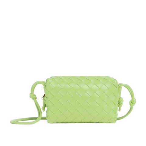 Bottega Veneta 女士 迷你Loop單肩包均碼碼MINI、17cm*6cm*11cm