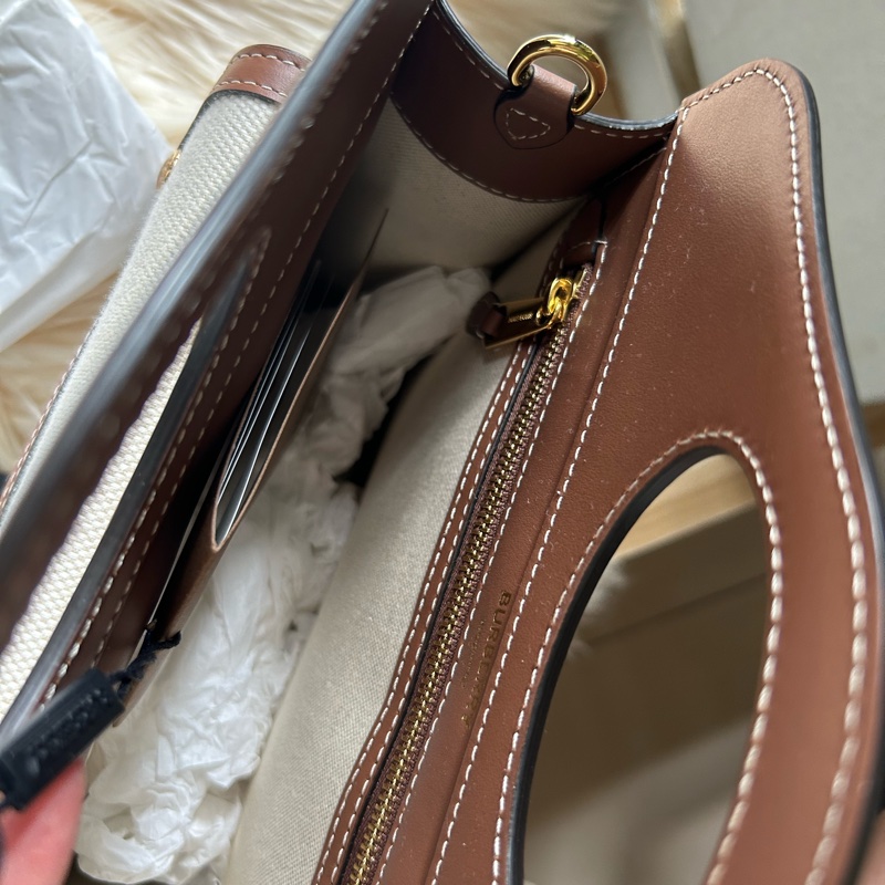 Burberry 帆布包全新-3