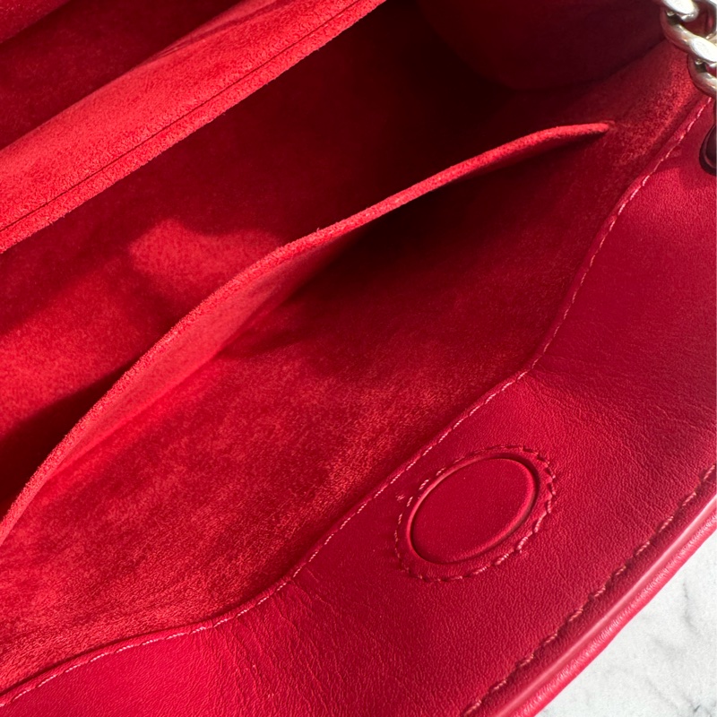 LV紅色山形紋銀logo鏈肩背包 超亮眼✨✨-20