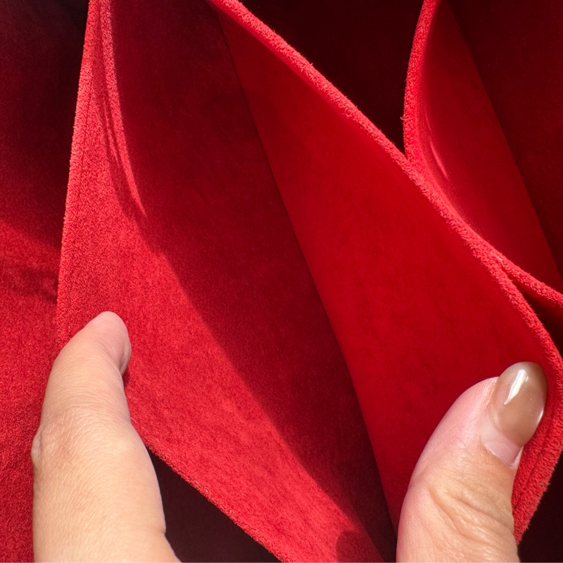 LV紅色山形紋銀logo鏈肩背包 超亮眼✨✨-23