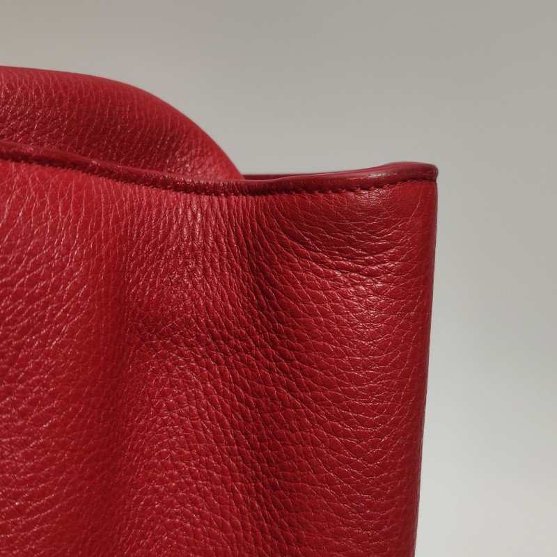 Saint Laurent MuseTwo牛皮純色金屬扣斜挎包單肩包-15