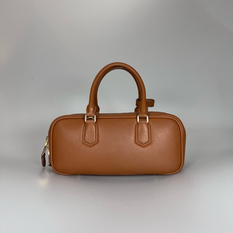 MIUMIU Arcadie干邑色 皮革手袋大款-1