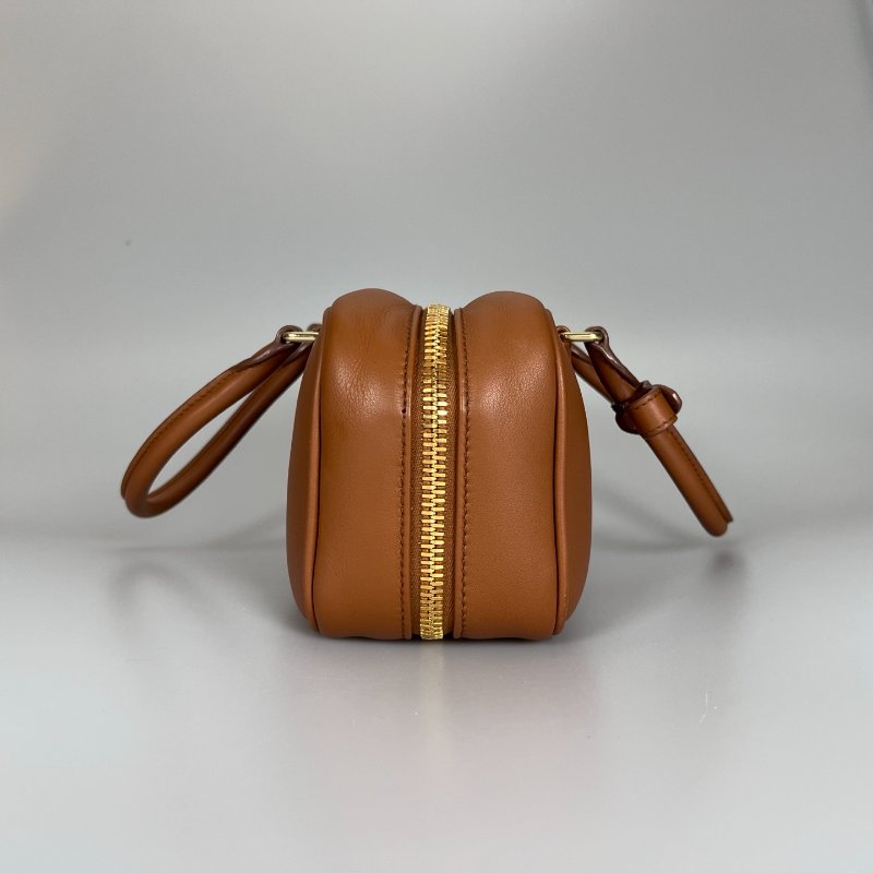 MIUMIU Arcadie干邑色 皮革手袋大款-2