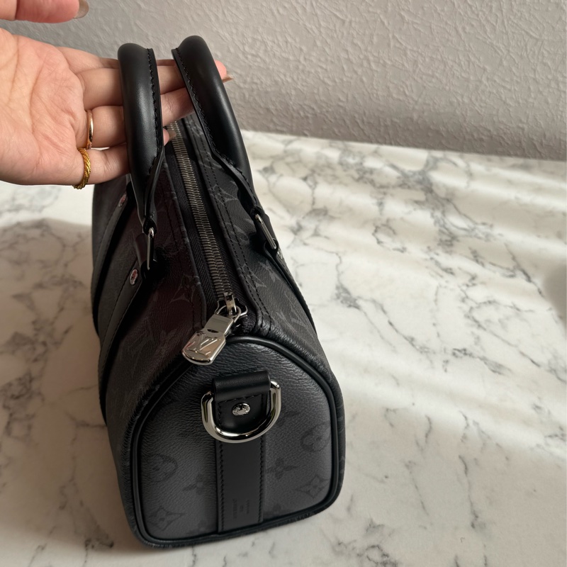 LV M46271黑/灰花紋keepall25 超帥氣-3