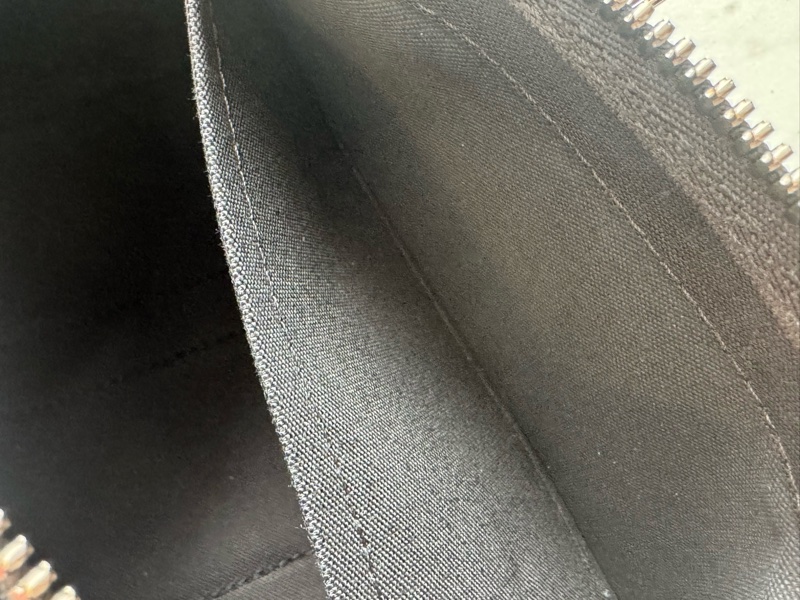 LV M46271黑/灰花紋keepall25 超帥氣-23